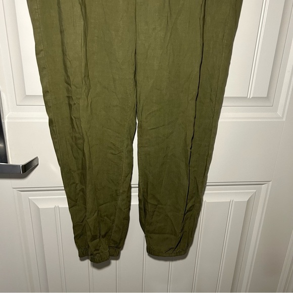 Cloth & Stone Green Straight Leg Light Weight Loose Trousers Size Medium - Picture 3 of 10